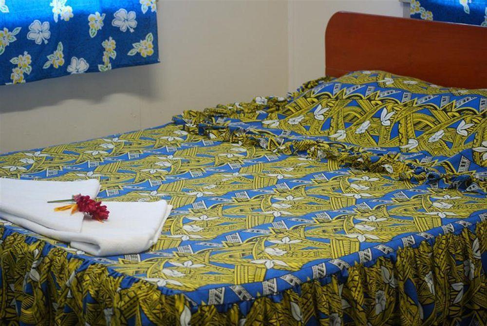 Hotel Elisa Апіа Екстер'єр фото
