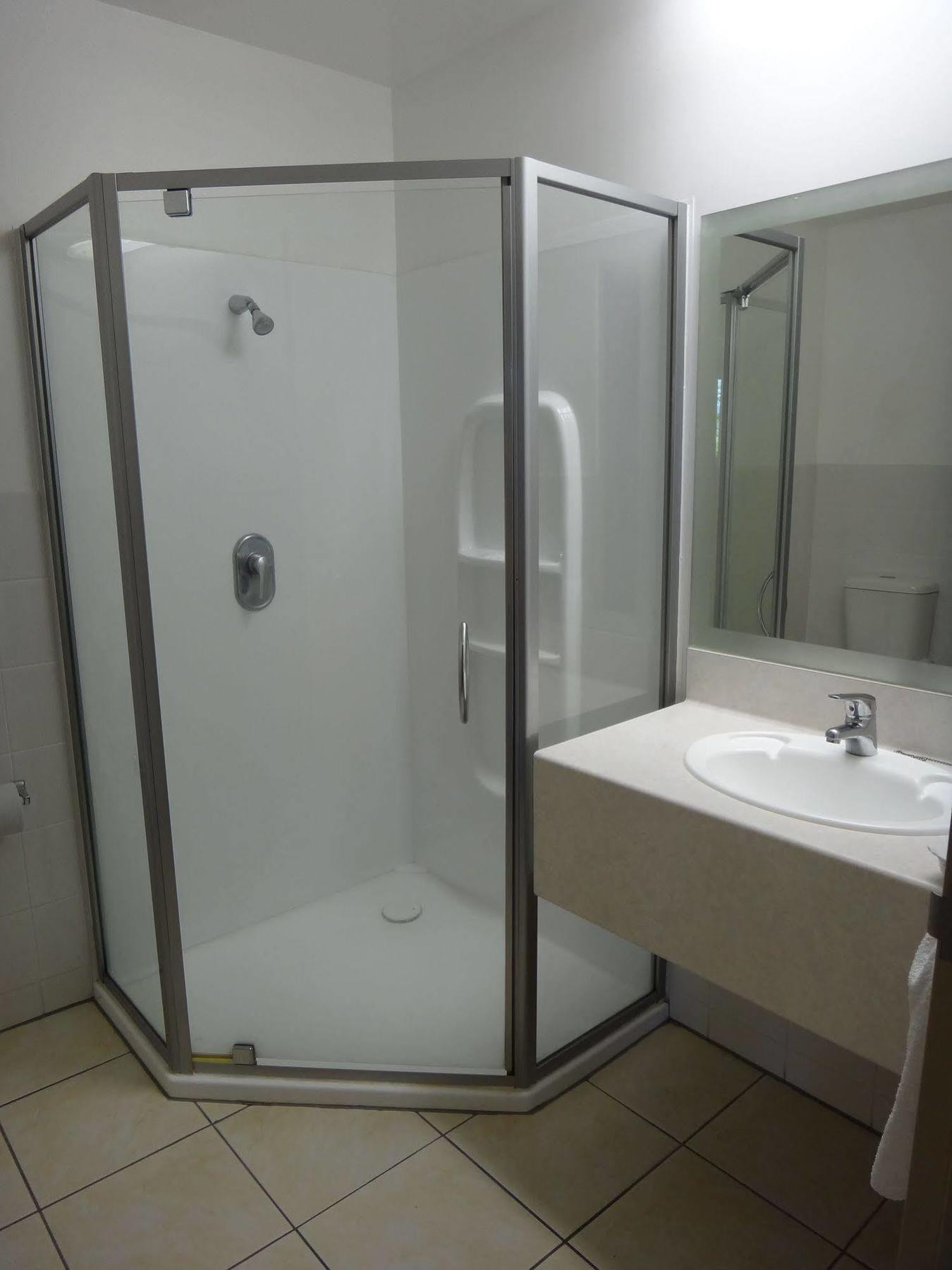 Hotel Elisa Апіа Екстер'єр фото